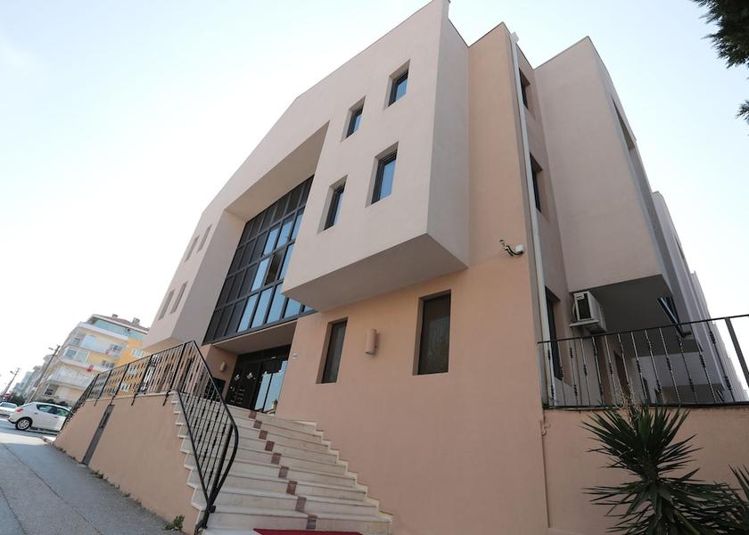 Bursa Mudanya Front of property