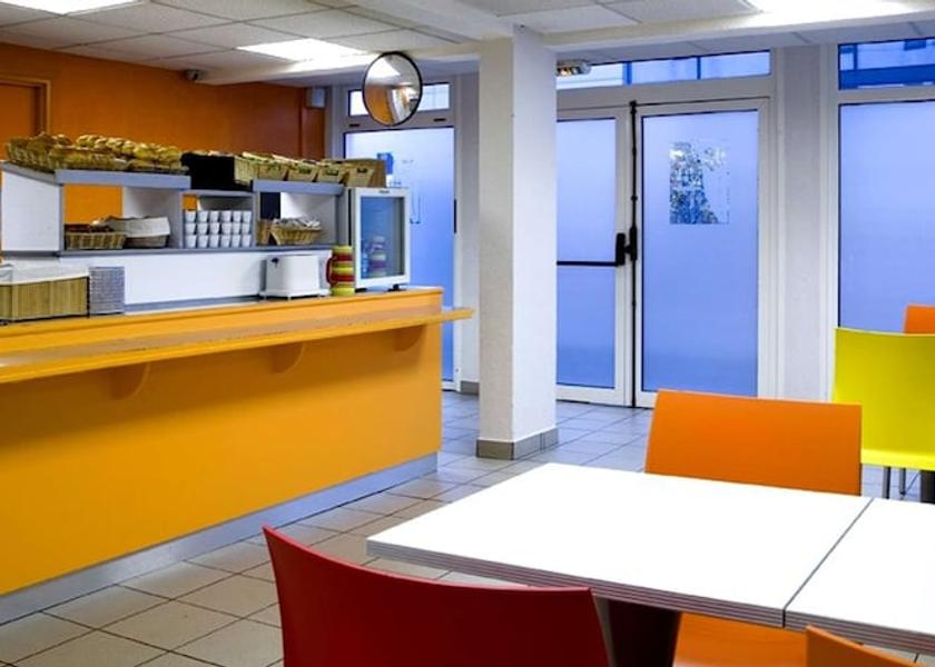 Ile-de-France Conflans-Sainte-Honorine Interior Entrance