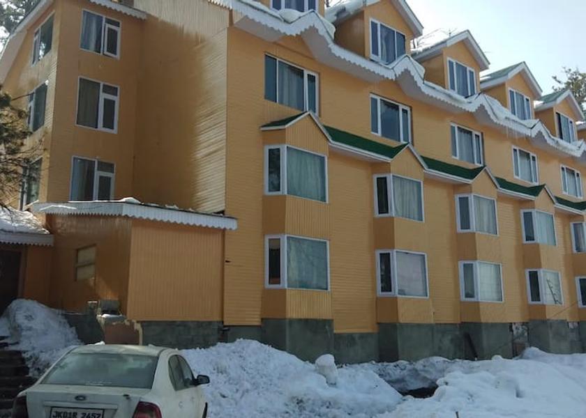 Jammu and Kashmir Gulmarg Hotel Exterior