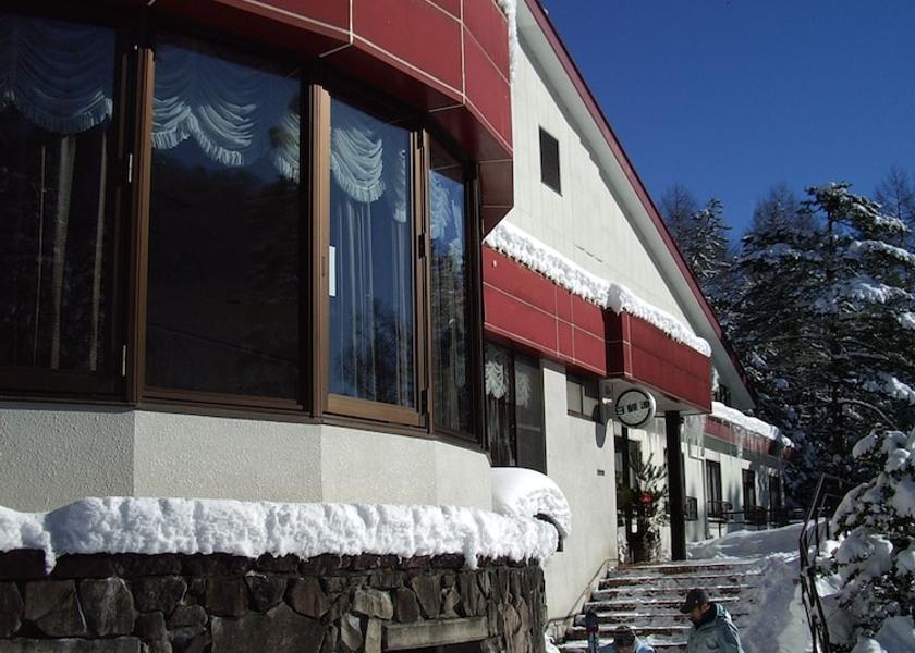 Nagano Hakuba Entrance