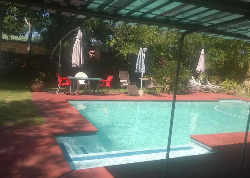  Livingstone Exterior Detail