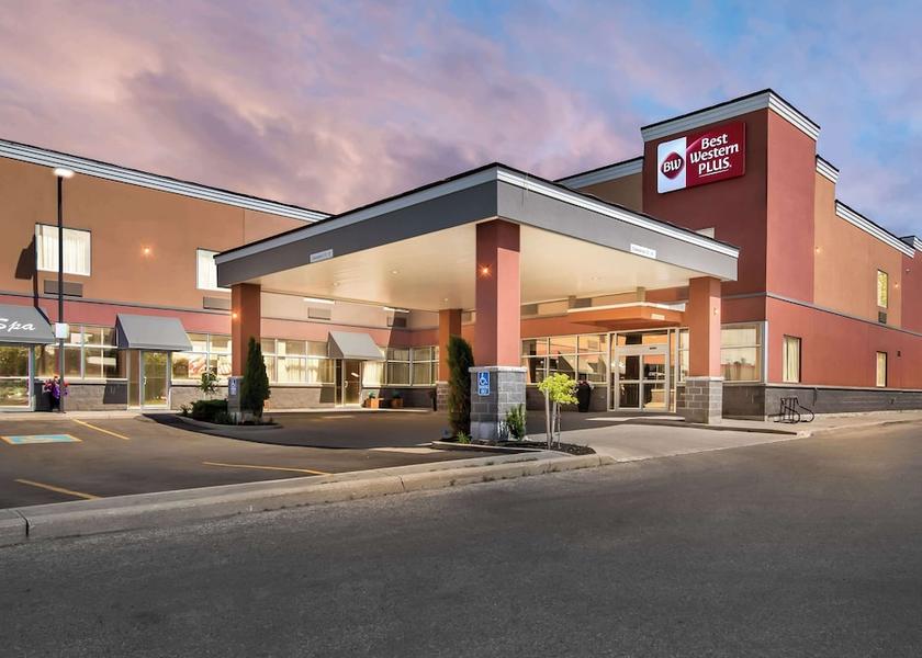 Ontario Centre Wellington Primary image