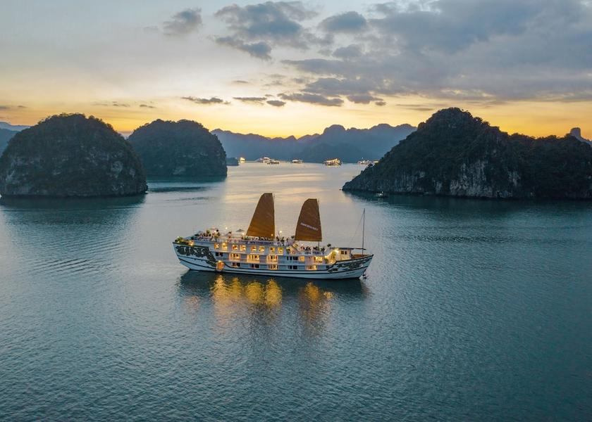 Quang Ninh Halong Exterior Detail