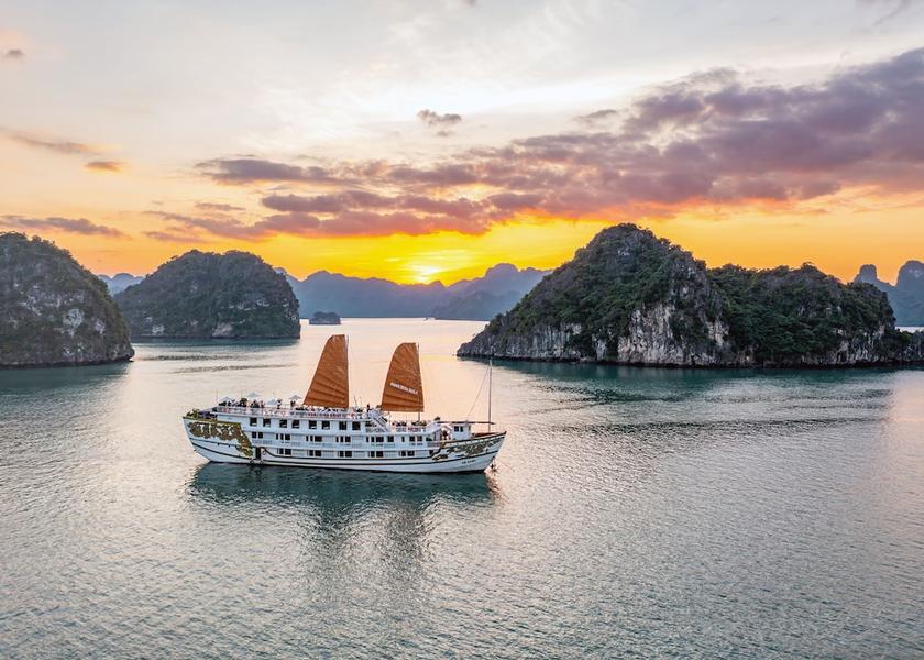 Quang Ninh Halong Exterior Detail