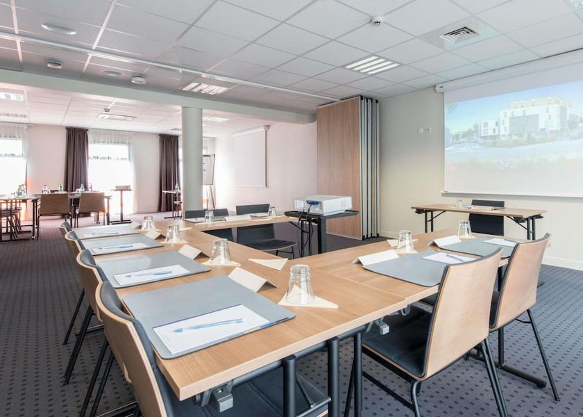 Nouvelle-Aquitaine La Rochelle Meeting Room
