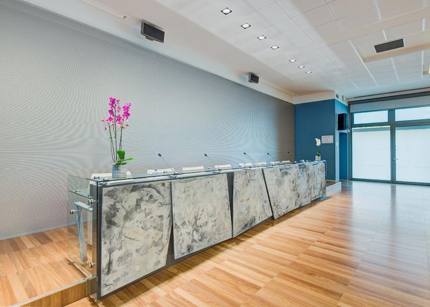 Emilia-Romagna Bologna Business center