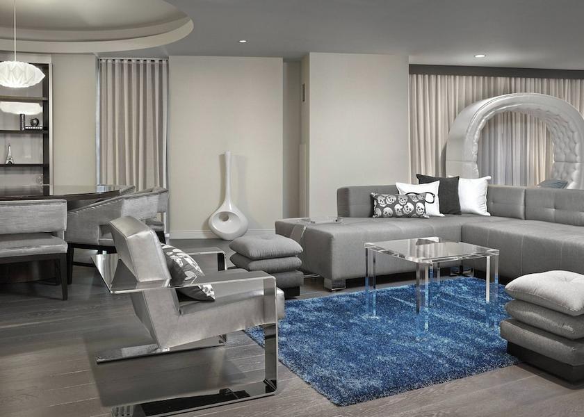 Alberta Edmonton International Airport Living area