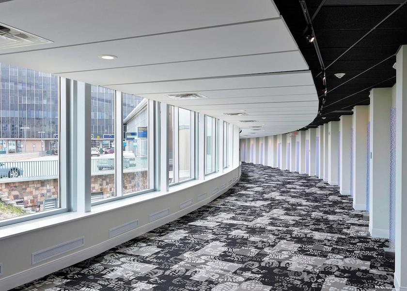Alberta Edmonton International Airport Property amenity
