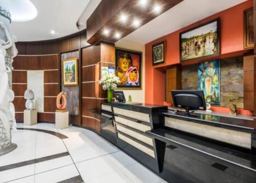 Pichincha Guayaquil Lobby