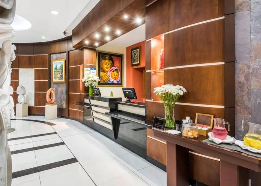 Pichincha Guayaquil Reception