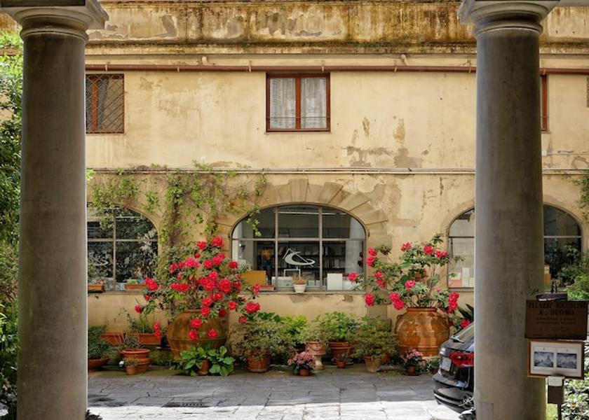 Tuscany Florence Entrance