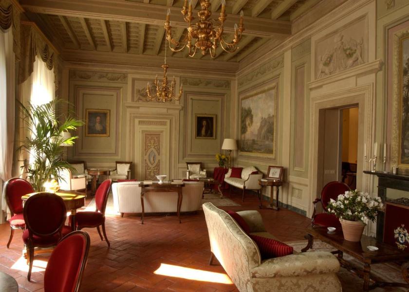 Tuscany Florence shared lounge/tv area