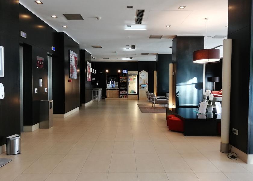  Bucharest Lobby