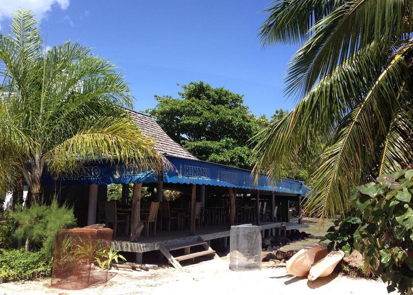  Moorea Exterior Detail