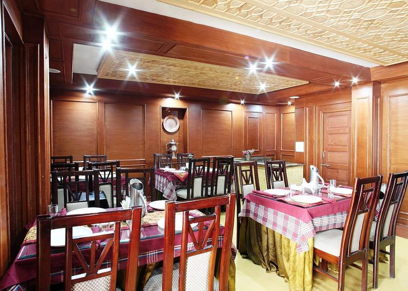 Jammu and Kashmir Srinagar Food & Dining