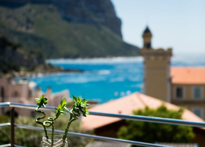 Provence - Alpes - Cote d'Azur Cassis Balcony