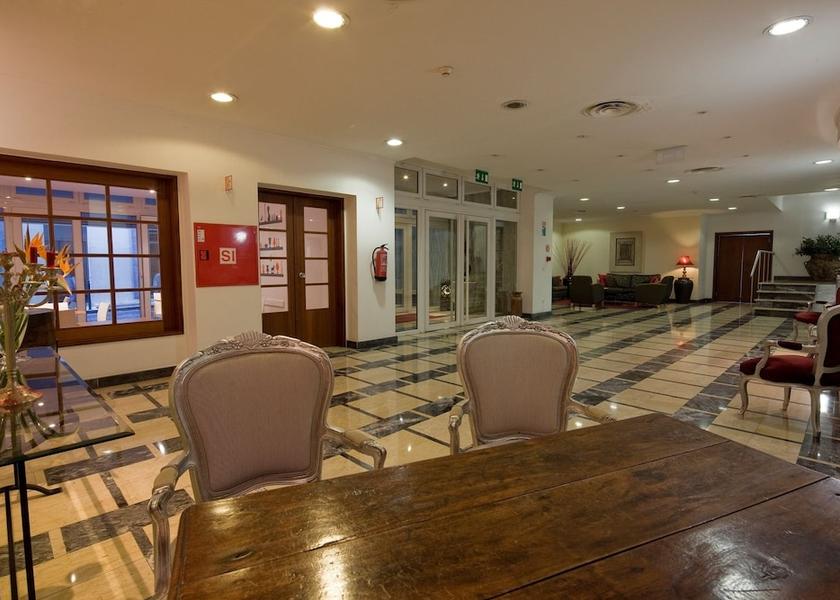 Madeira Funchal Lobby