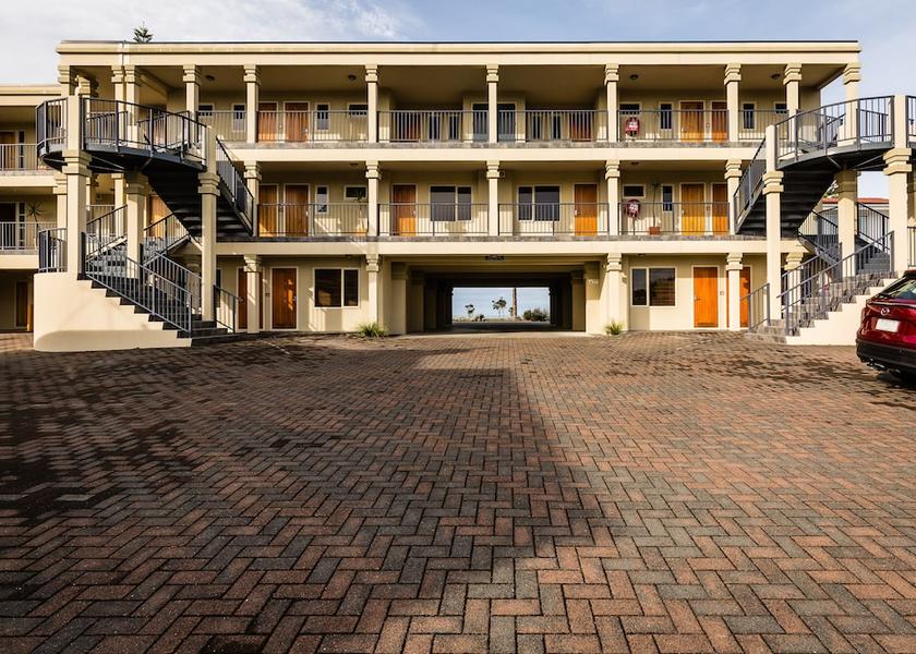  Napier Entrance
