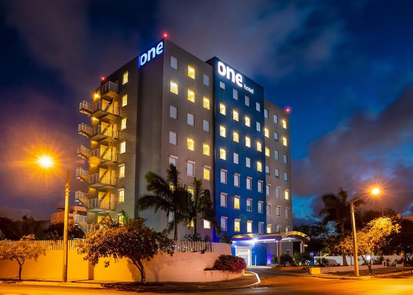 Quintana Roo Cancun Exterior Detail