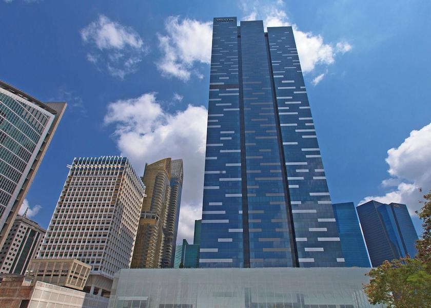 Singapore Exterior Detail