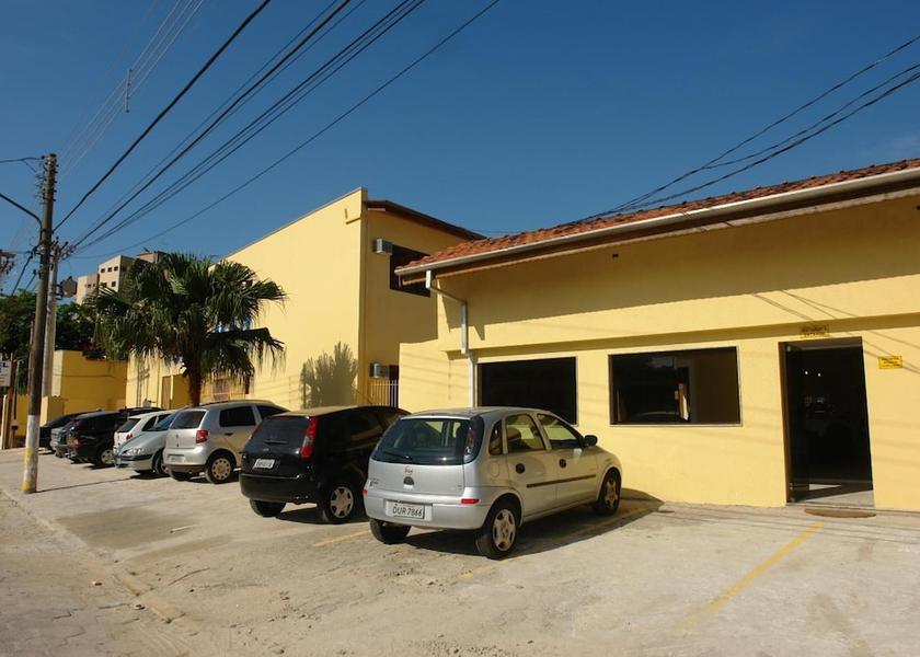 São Paulo State Caraguatatuba Parking