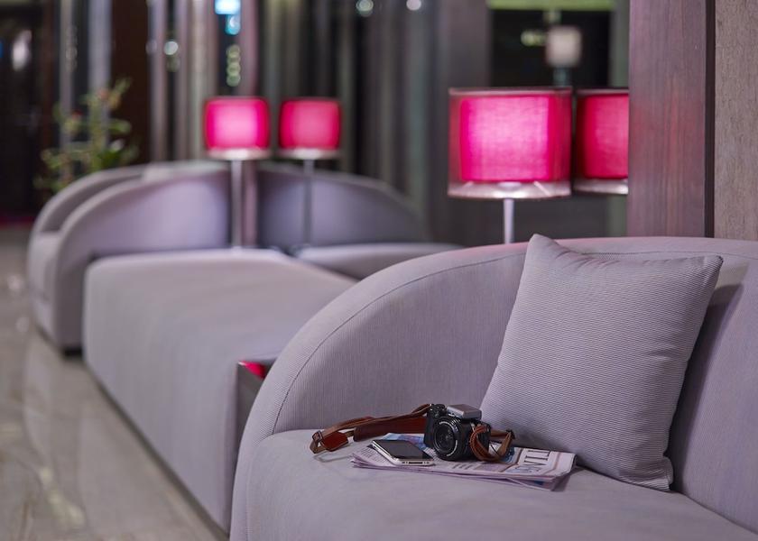  Taipei Lobby sitting area