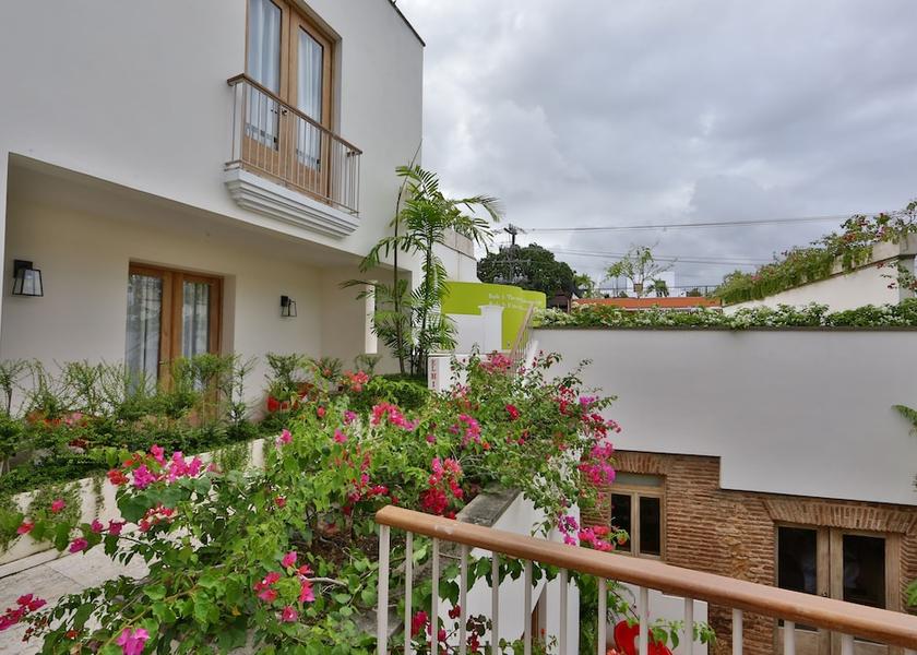 Santo Domingo Santo Domingo Exterior Detail