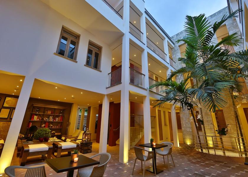 Santo Domingo Santo Domingo Outdoor Dining