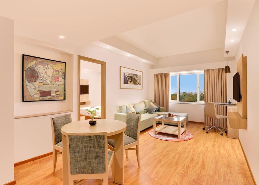 Maharashtra Pune Room
