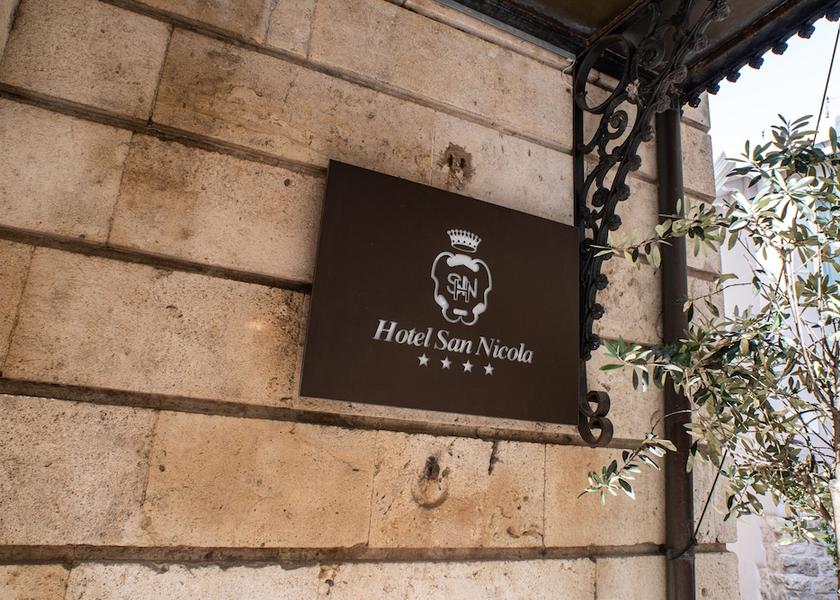 Puglia Altamura Exterior Detail