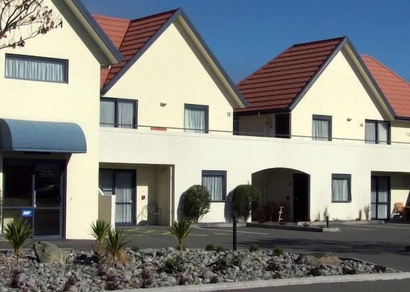  Blenheim Exterior Detail