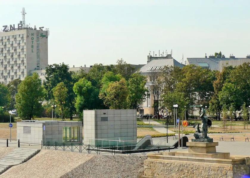 Masovian Voivodeship Warsaw Front of property