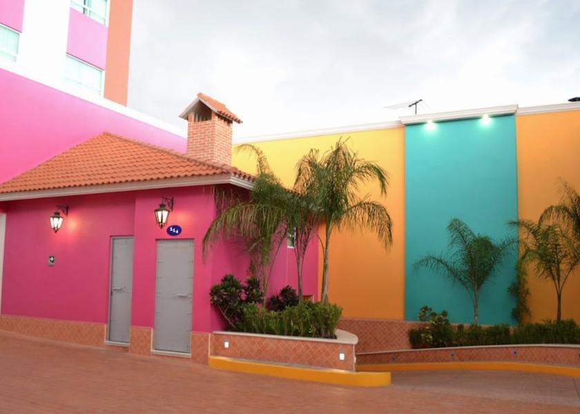  Mexico City Exterior