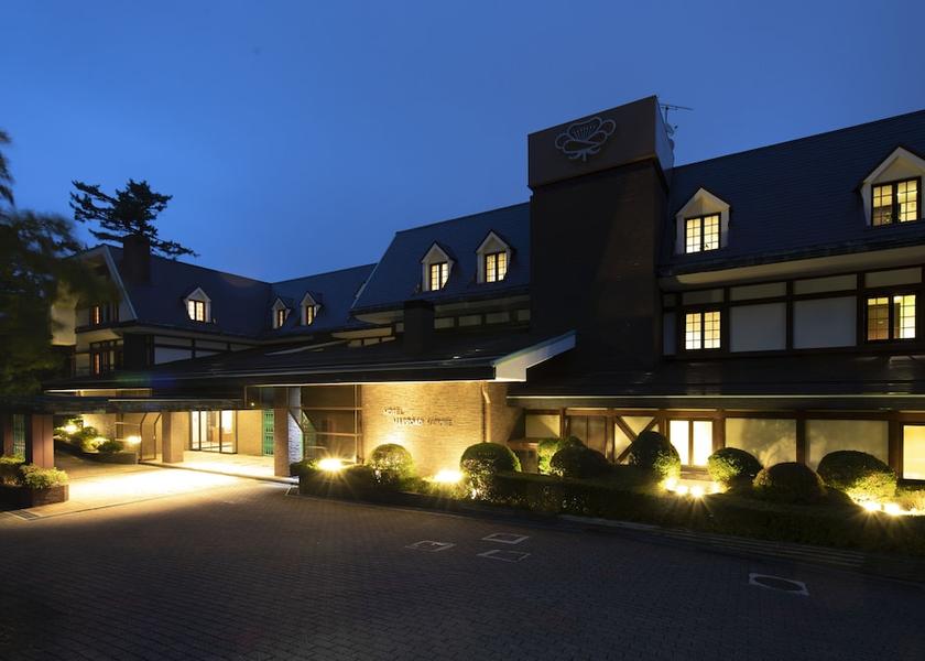 Kanagawa Hakone Front of property - evening/night