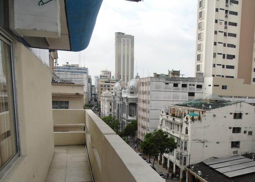 Pichincha Guayaquil Balcony