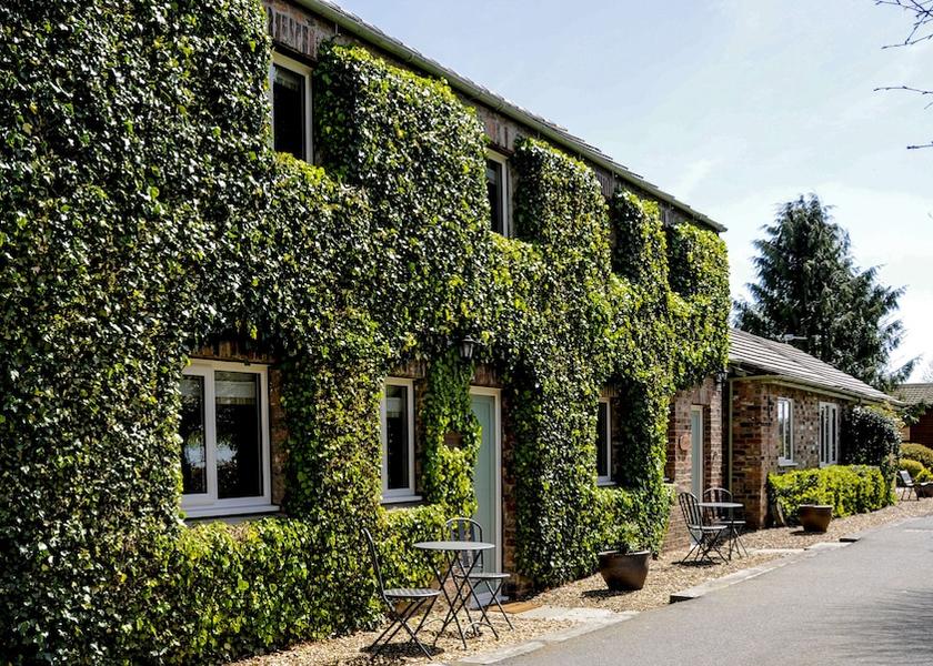 England Thirsk Exterior Detail