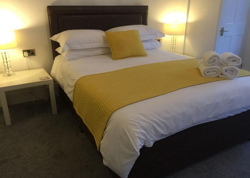 England South Croydon Room