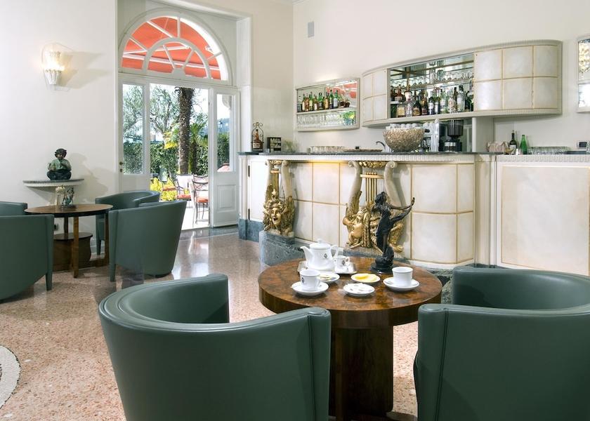 Lombardy Toscolano Maderno Bar