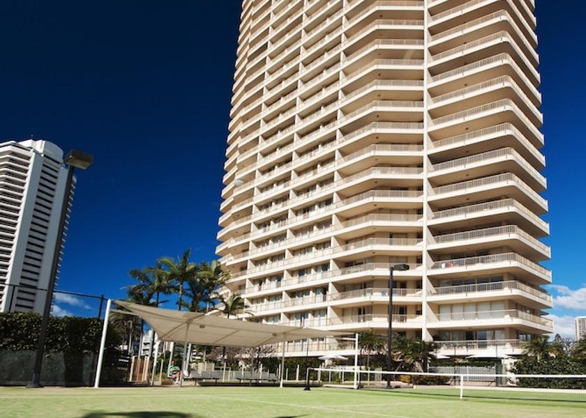 Queensland Main Beach Tennis Court