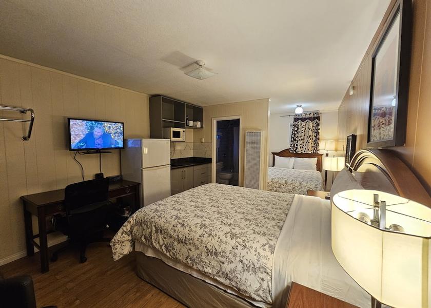 Alberta Pincher Creek Room