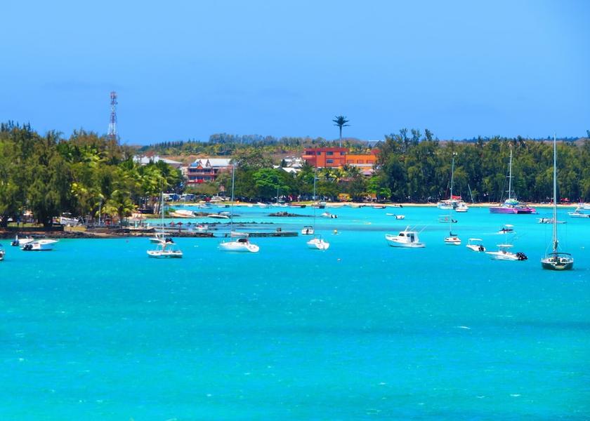 MU Mauritius Exterior Detail