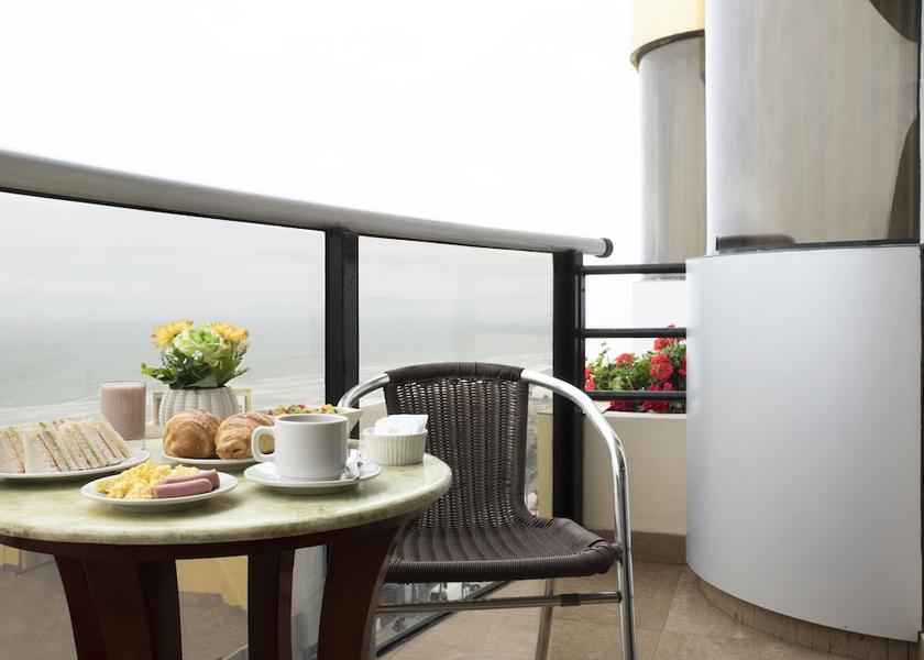 Lima (region) Lima Porch