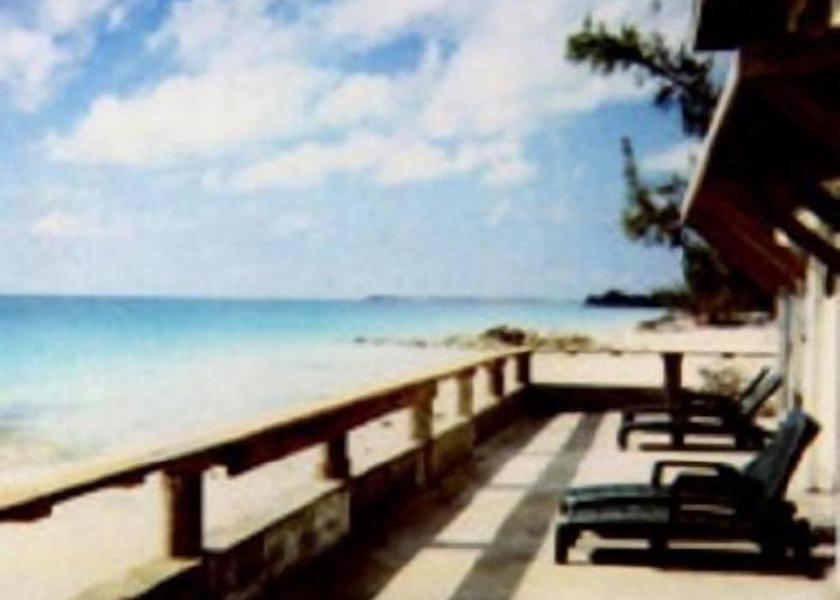 Cat Island Arthur's Town Beach