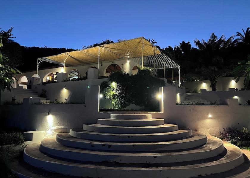  Nkhata Bay Restaurant