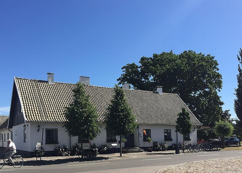 Skane County Skanor Facade