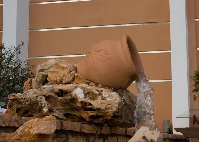 Thessaly Mouzaki Exterior Detail