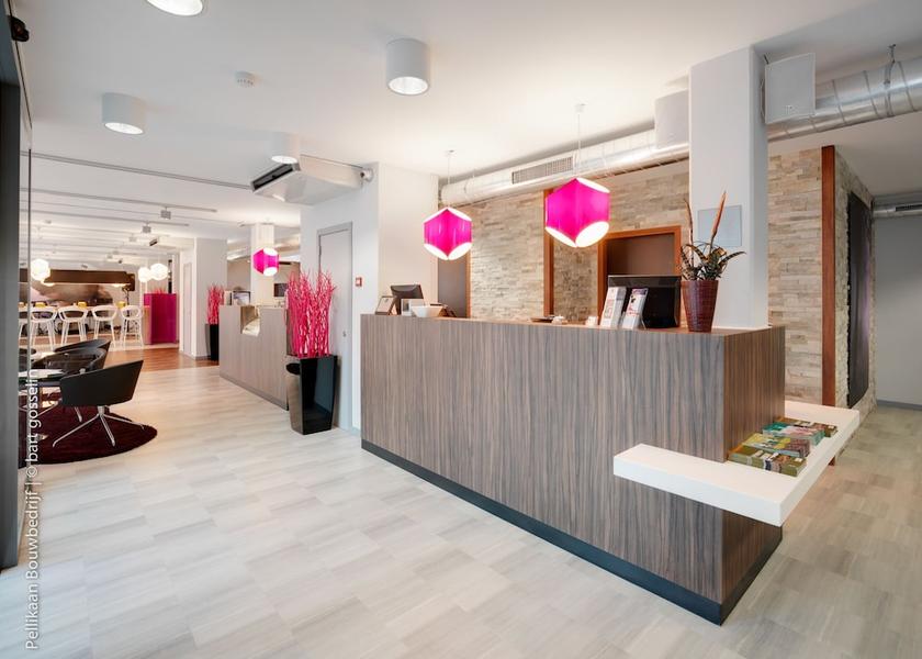 Flemish Region Sint-Pieters-Leeuw Reception