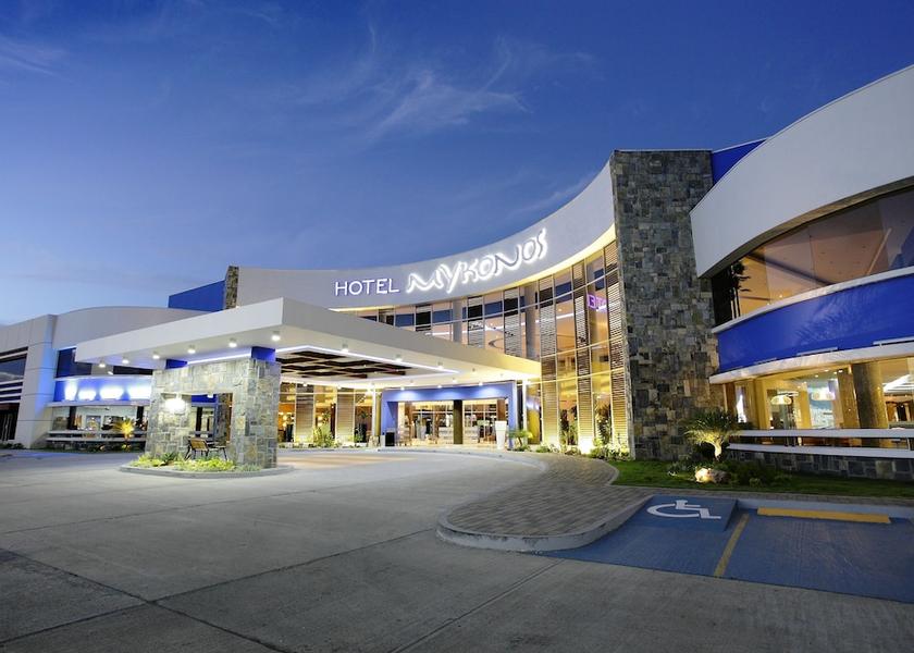 Santiago Santiago Facade