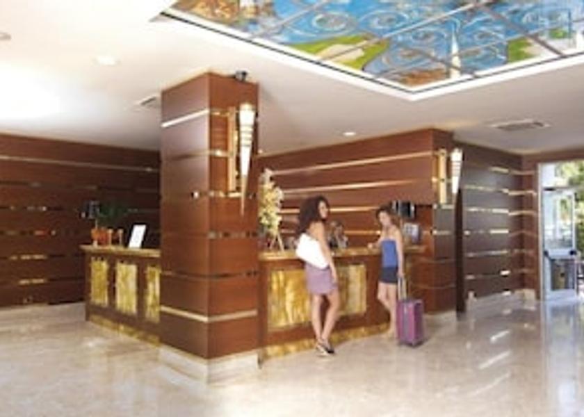 Lazio Castelforte Reception