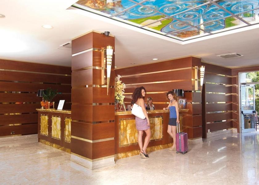 Lazio Castelforte Lobby